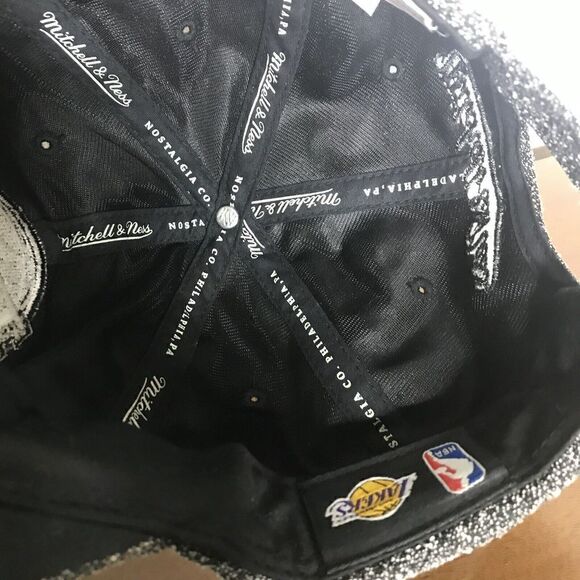 Los Angeles Lakers NBA Mitchell & Ness Hat Strapback Gray Fleck Mens One Size - Picture 11 of 12